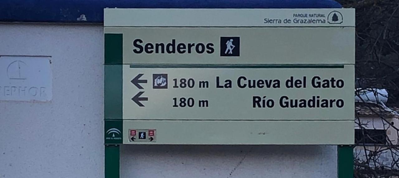 Casa Rural Las Rosas De Benaoján エクステリア 写真