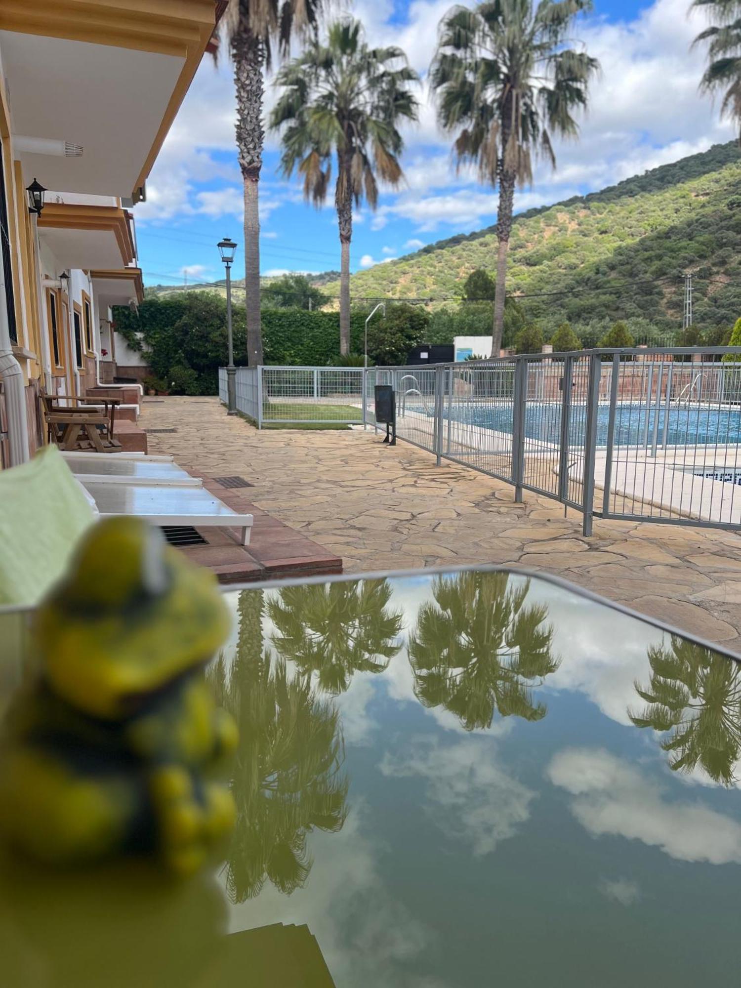 Casa Rural Las Rosas De Benaoján エクステリア 写真